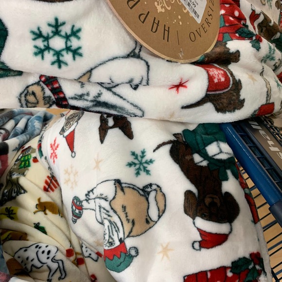 Holiday Dog Pug Beagle French Bulldog dachshund Plush Christmas Throw Blanket - Picture 13 of 13